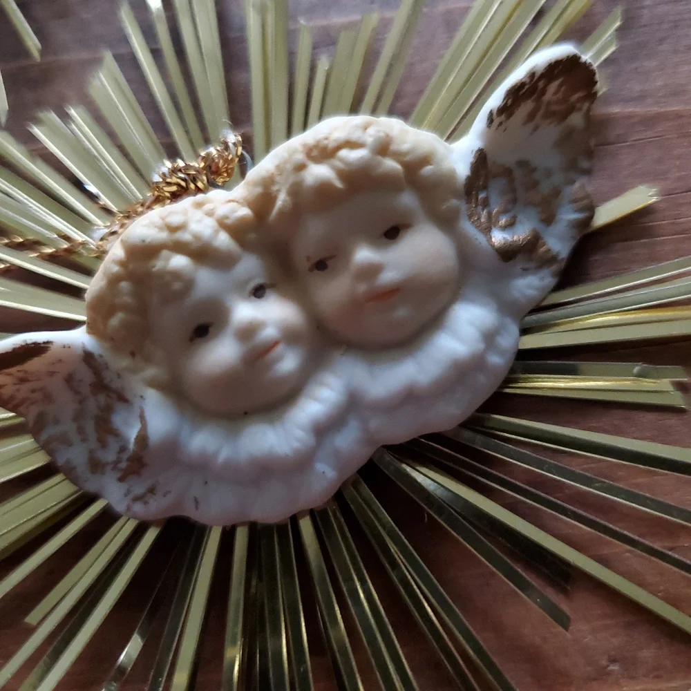 Bundle of 18 Victorian Christmas Tree Ornaments